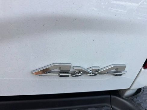 Used 2025 RAM 2500 Limited AWD/4WD image 10