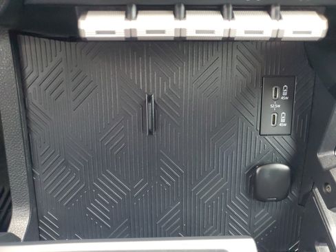 Used 2024 Toyota Tacoma SR image 27