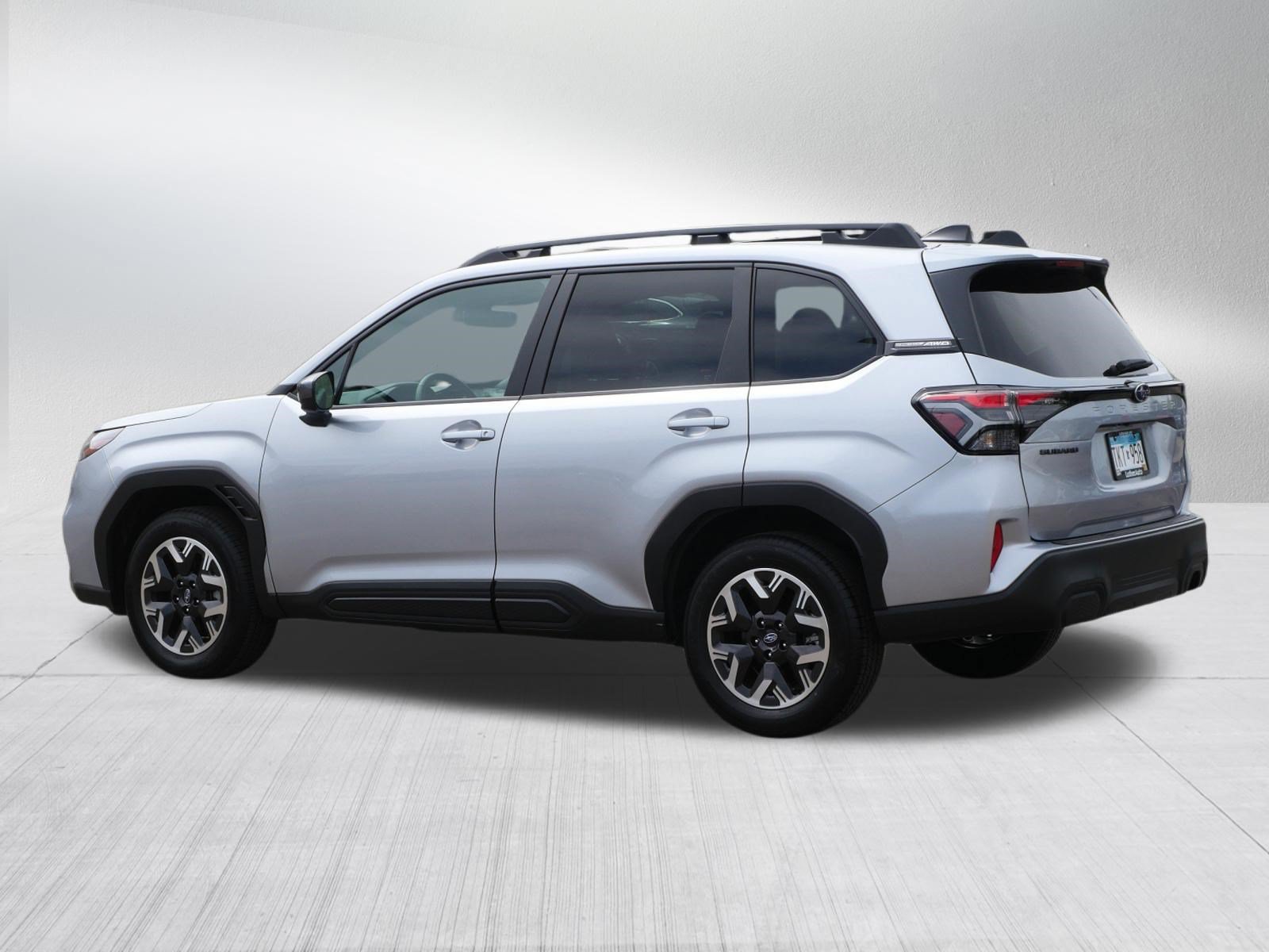 Used 2026 Subaru Forester Premium AWD/4WD image 5
