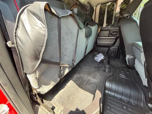 Used 2015 RAM 1500 Express AWD/4WD image 25