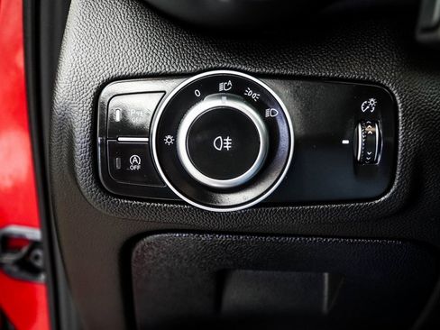 Used 2022 Alfa Romeo Giulia Veloce image 37