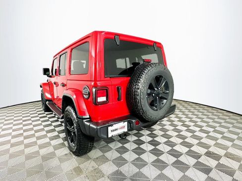 Certified 2022 Jeep Wrangler Unlimited Sahara image 8