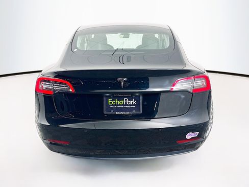 Used 2018 Tesla Model 3 Long Range image 7