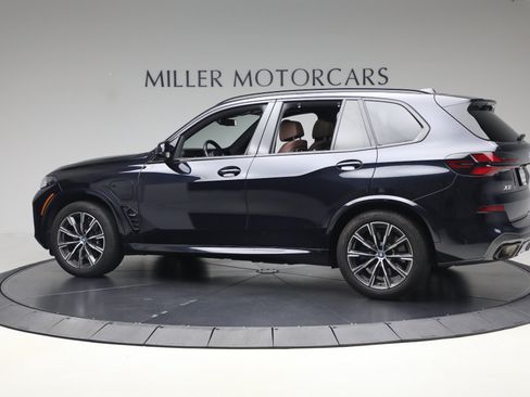 Used 2024 BMW X5 xDrive50e w/ Executive Package AWD/4WD image 4