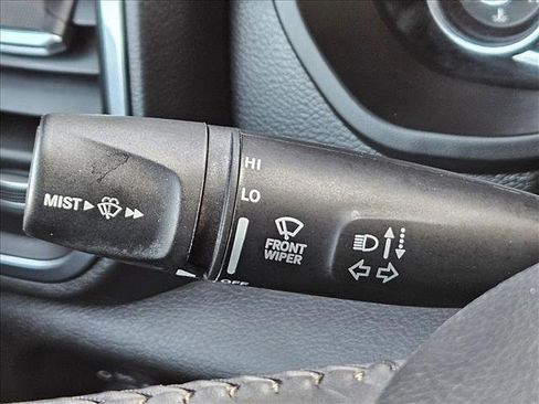 Used 2024 RAM 1500 Laramie image 15