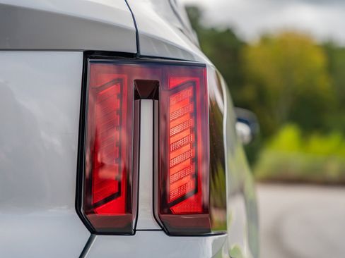 New 2026 Kia Sorento S image 9