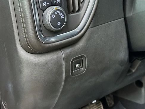 Used 2020 Chevrolet Silverado 1500 LT w/ All-Star Edition image 13