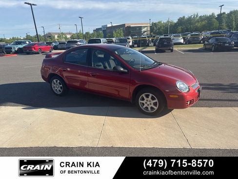 Used 2005 Dodge Neon SXT w/ Sport Appearance Group FWD image 9