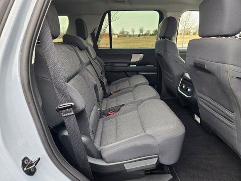 Certified 2025 Ford Expedition Active AWD/4WD image 12