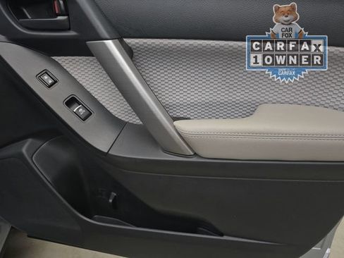 Used 2017 Subaru Forester 2.5i Premium AWD/4WD image 28
