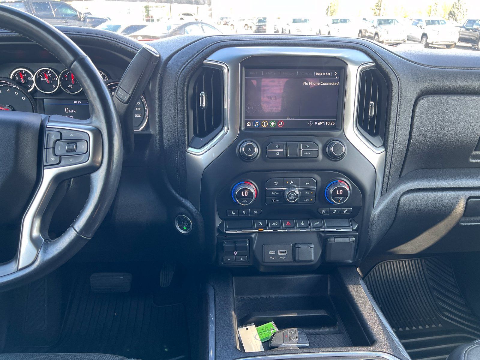 Used 2020 Chevrolet Silverado 1500 LTZ w/ LTZ Convenience Package AWD/4WD image 19