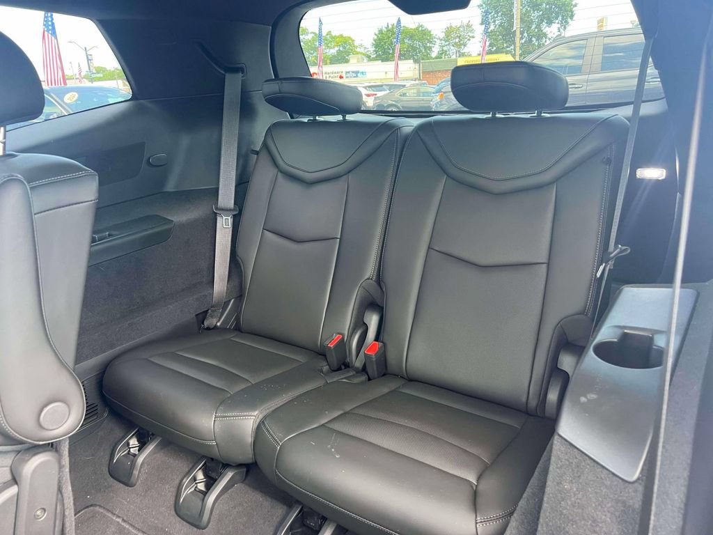 Used 2023 Cadillac XT6 Premium Luxury AWD/4WD image 14