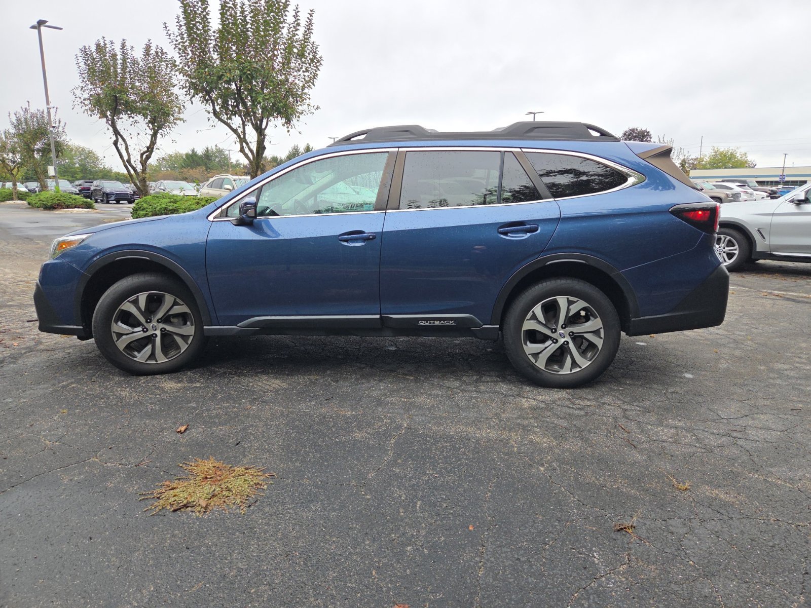Used 2022 Subaru Outback Limited AWD/4WD image 10