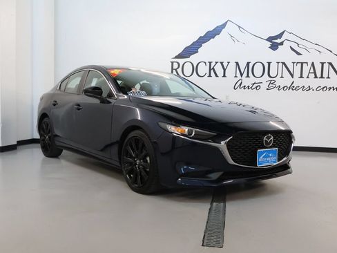 Used 2024 MAZDA MAZDA3 s FWD image 1
