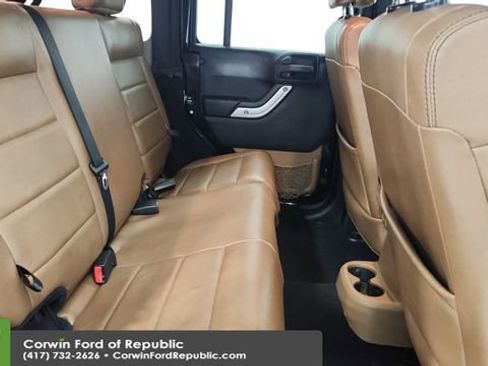 Used 2011 Jeep Wrangler Unlimited Rubicon w/ Dual Top Group image 22