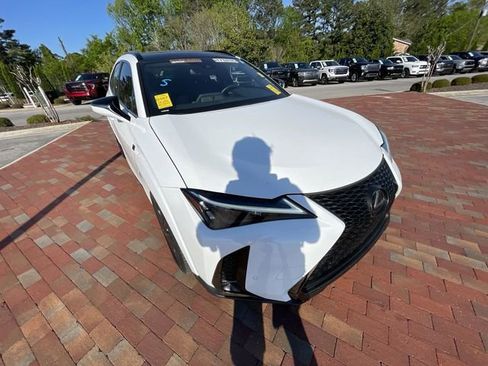 Used 2023 Lexus UX 250h F Sport w/ Accessory Package (Z1) image 4