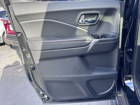 Used 2017 Honda Ridgeline Black Edition image 30