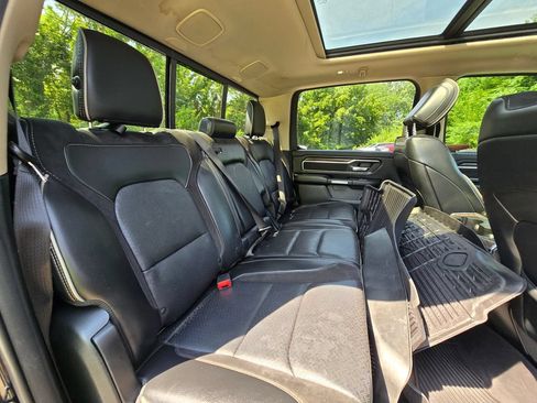 Used 2019 RAM 1500 Laramie AWD/4WD image 19