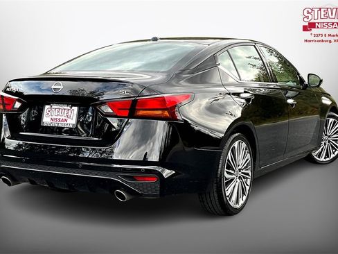 Used 2023 Nissan Altima 2.5 SL image 6