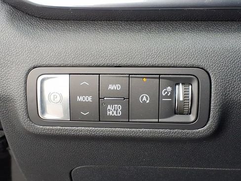 New 2026 GMC Terrain AT4 w/ Technology Package II AWD/4WD image 17