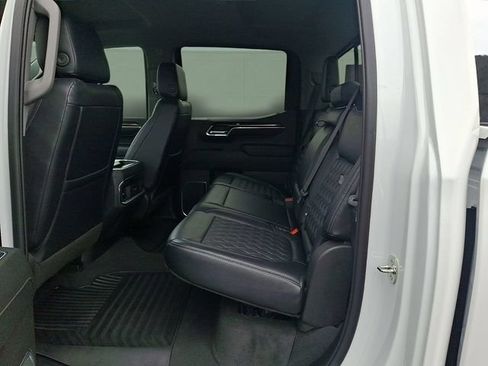 Used 2023 GMC Sierra 1500 Elevation w/ Preferred Package AWD/4WD image 10
