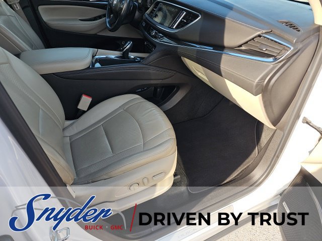 Used 2018 Buick Enclave Premium w/ Experience Buick Package FWD image 41