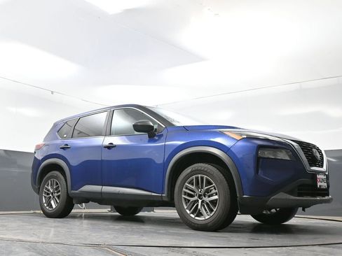Used 2023 Nissan Rogue S AWD/4WD image 26