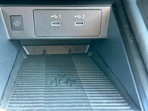 Used 2025 Nissan Kicks SV image 36