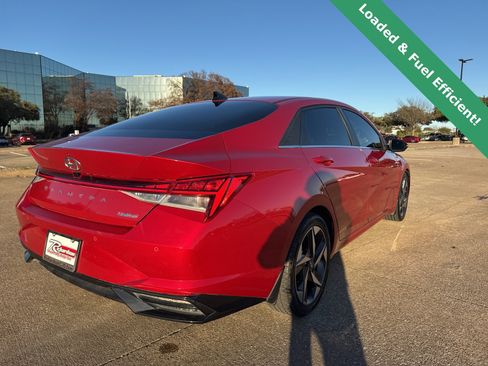 Used 2022 Hyundai Elantra Limited image 8