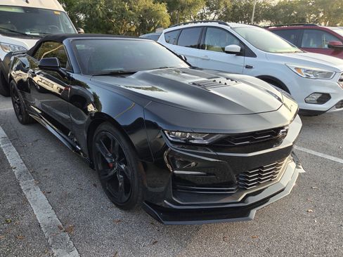Used 2023 Chevrolet Camaro SS RWD image 2