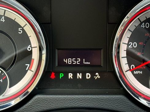 Used 2016 Dodge Grand Caravan SE image 35