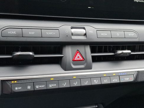 New 2026 Kia K4 FWD image 8