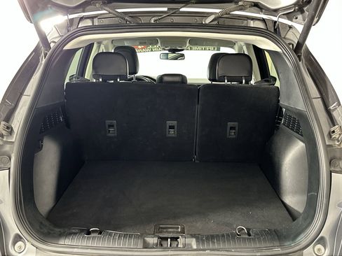 Used 2021 Ford Escape Titanium image 29