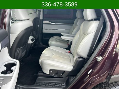 Used 2020 Hyundai Palisade SEL w/ Premium Package image 13