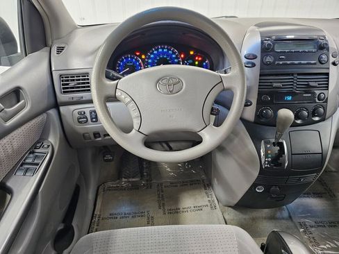 Used 2006 Toyota Sienna LE FWD image 15
