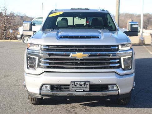 Used 2021 Chevrolet Silverado 3500 High Country image 2