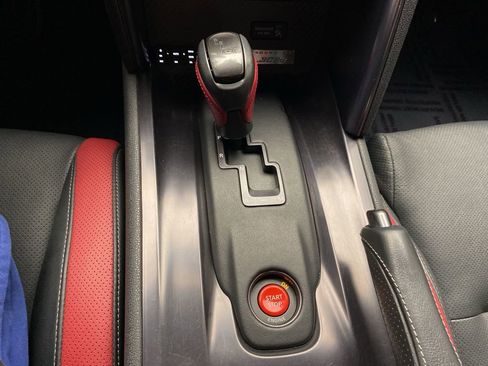 Used 2013 Nissan GT-R Black Edition image 17