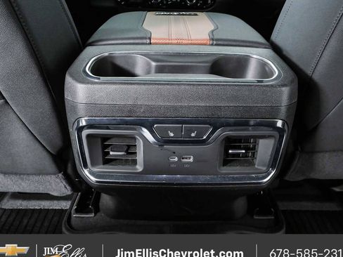 Used 2024 Chevrolet Silverado 2500 High Country w/ Technology Package AWD/4WD image 19