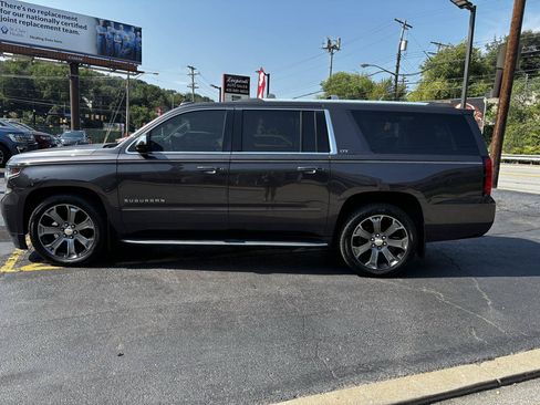 Used 2016 Chevrolet Suburban LTZ AWD/4WD image 4