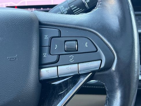 Used 2023 Cadillac Escalade Premium Luxury w/ Performance Package image 39