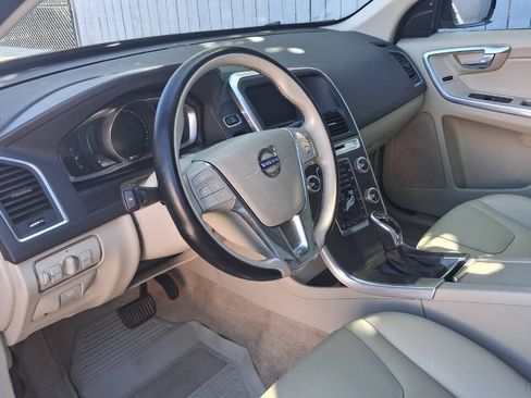 Used 2015 Volvo XC60 T5 Premier FWD image 9