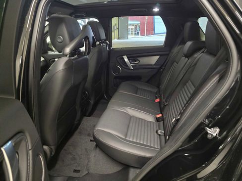 New 2025 Land Rover Discovery Sport Dynamic SE image 18