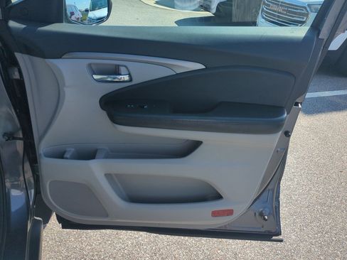 Used 2020 Honda Pilot EX-L image 41