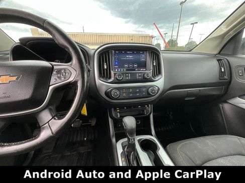 Used 2022 Chevrolet Colorado LT w/ Fleet Safety Package RWD image 9