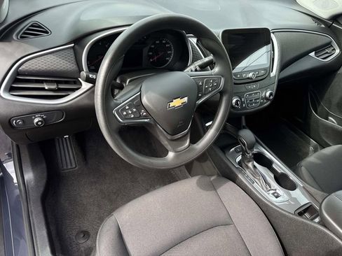 Certified 2025 Chevrolet Malibu LT image 17