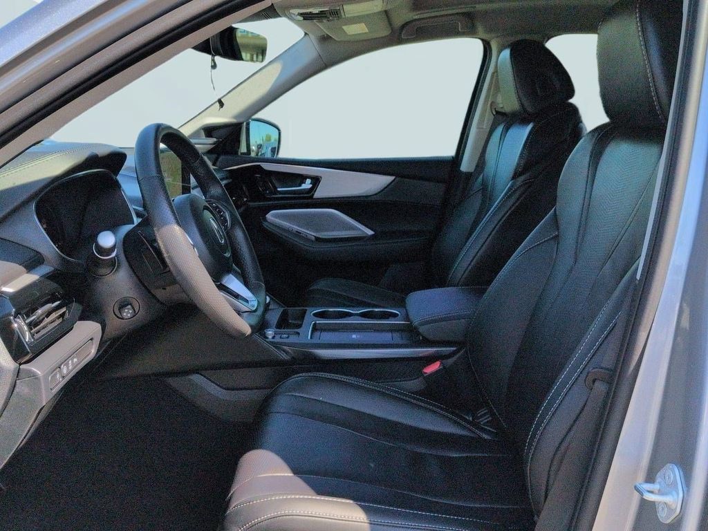 Used 2025 Acura MDX w/ Technology Package AWD/4WD image 13