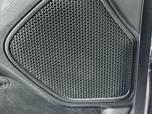Used 2019 RAM 1500 Big Horn RWD image 21