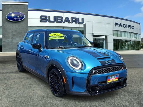 Used 2023 MINI Cooper S FWD image 1
