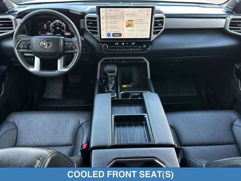 Used 2025 Toyota Tundra Limited AWD/4WD image 14