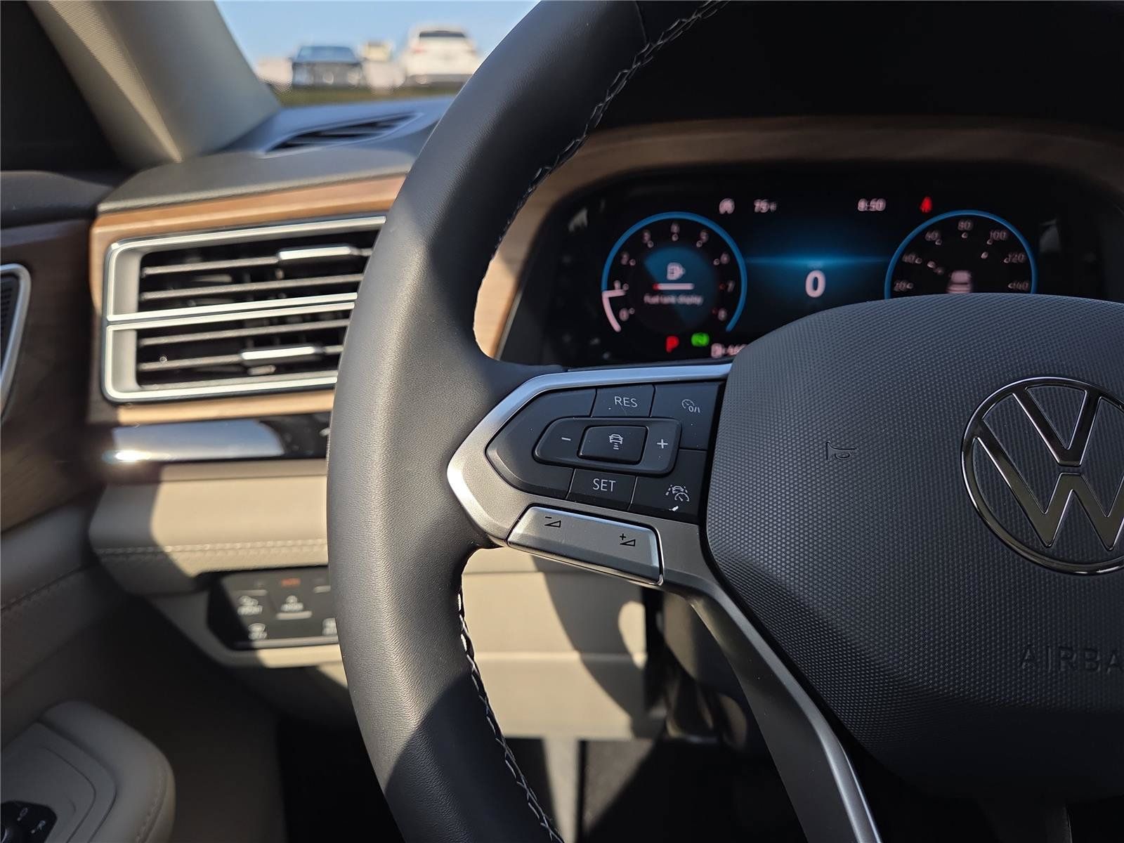New 2026 Volkswagen Atlas SE FWD image 15